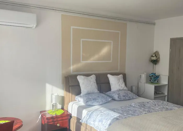 Δωμάτια σε οικογενειακή κατοικία Ana *